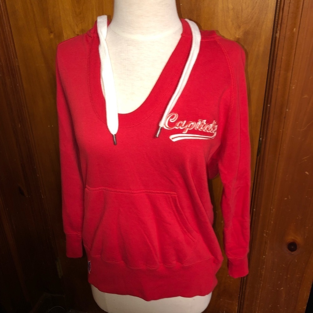Touch alyssa milano washington capitals hoodie L